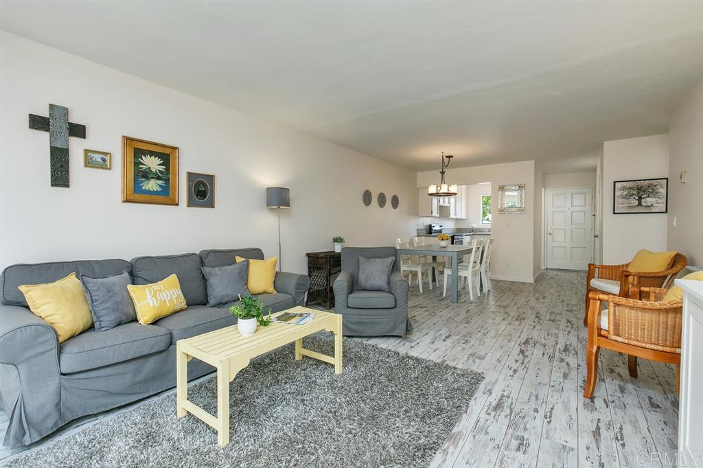 358 Abington Road Encinitas, CA 92024 - Photo 8 of 25