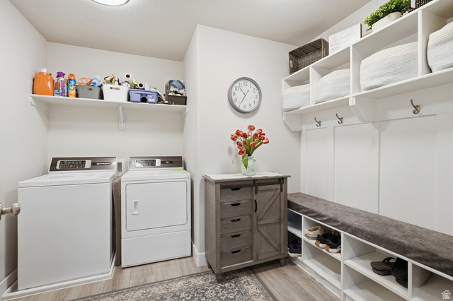 638 Canyon Rim Road Smithfield, UT 84335 - Photo 26 of 56 Min floor laundry room