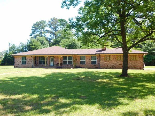 $399,900 | 101 Lane Drive, Gladewater, TX 75647
