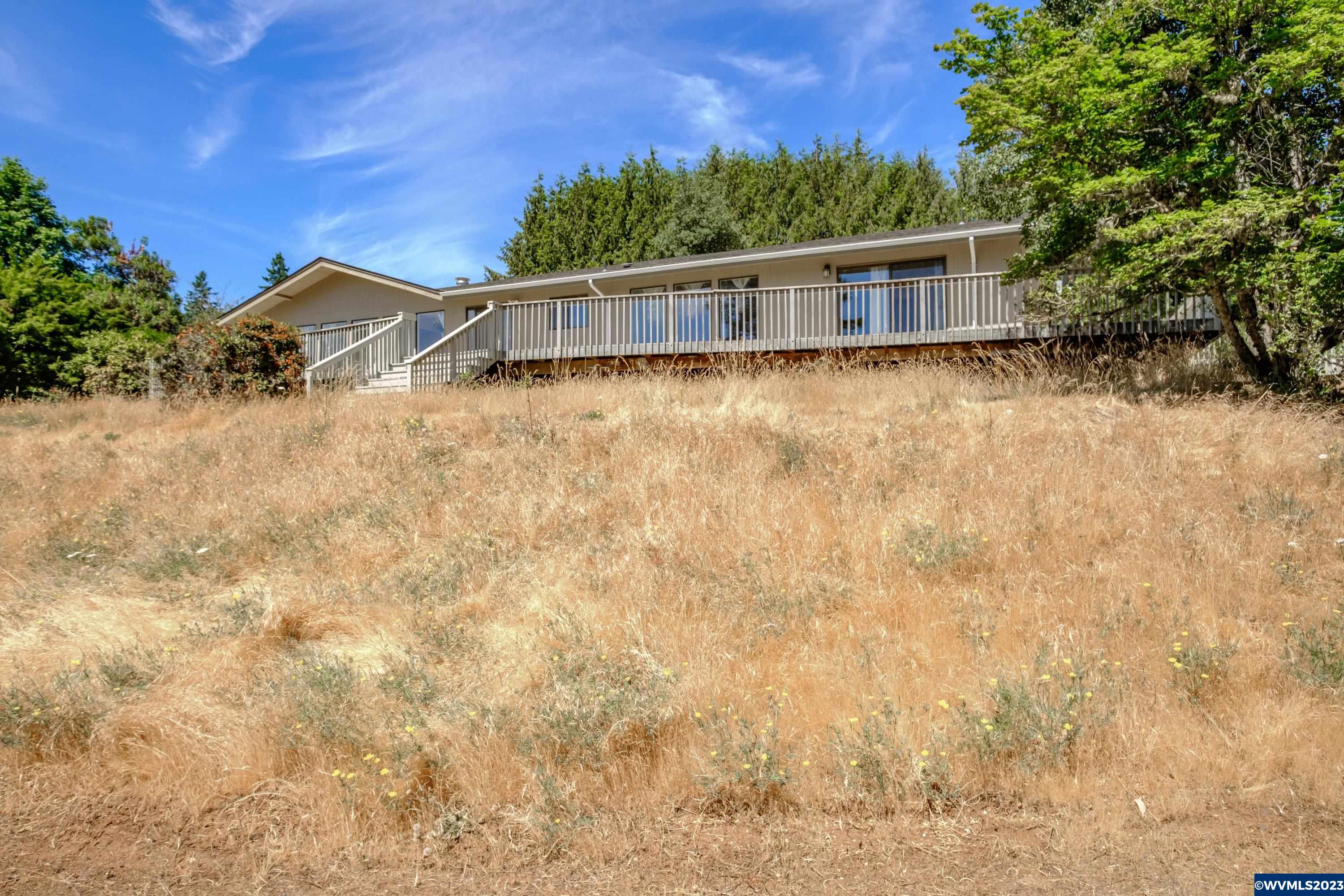 8588 Skyline Road South Salem, OR 97306 - Photo 42 of 42 a view of a backyard