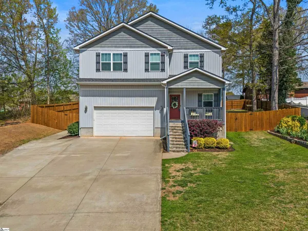 $349,300 | 117 North River Hills Drive, Spartanburg, SC 29303