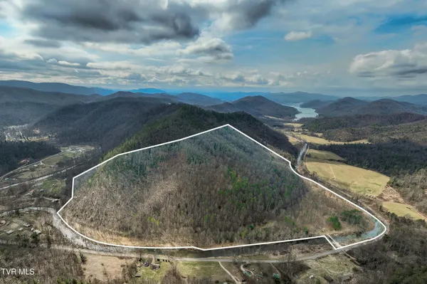 $795,000 | 9613 Roan Creek Road, Butler, TN 37640