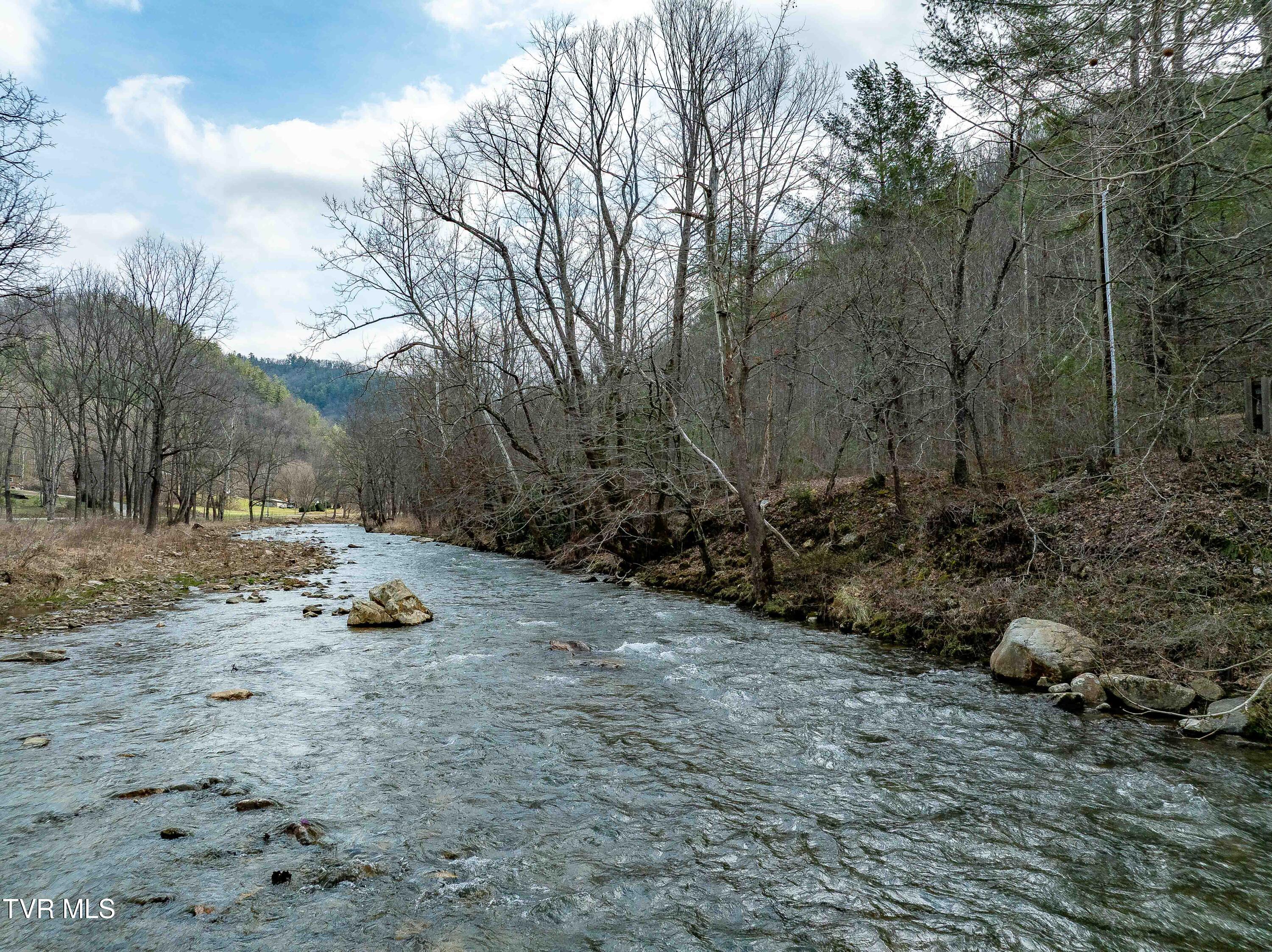 9613 Roan Creek Road Butler, TN 37640 - Photo 17 of 71 9613 Roan Creek Road (17 of 71)