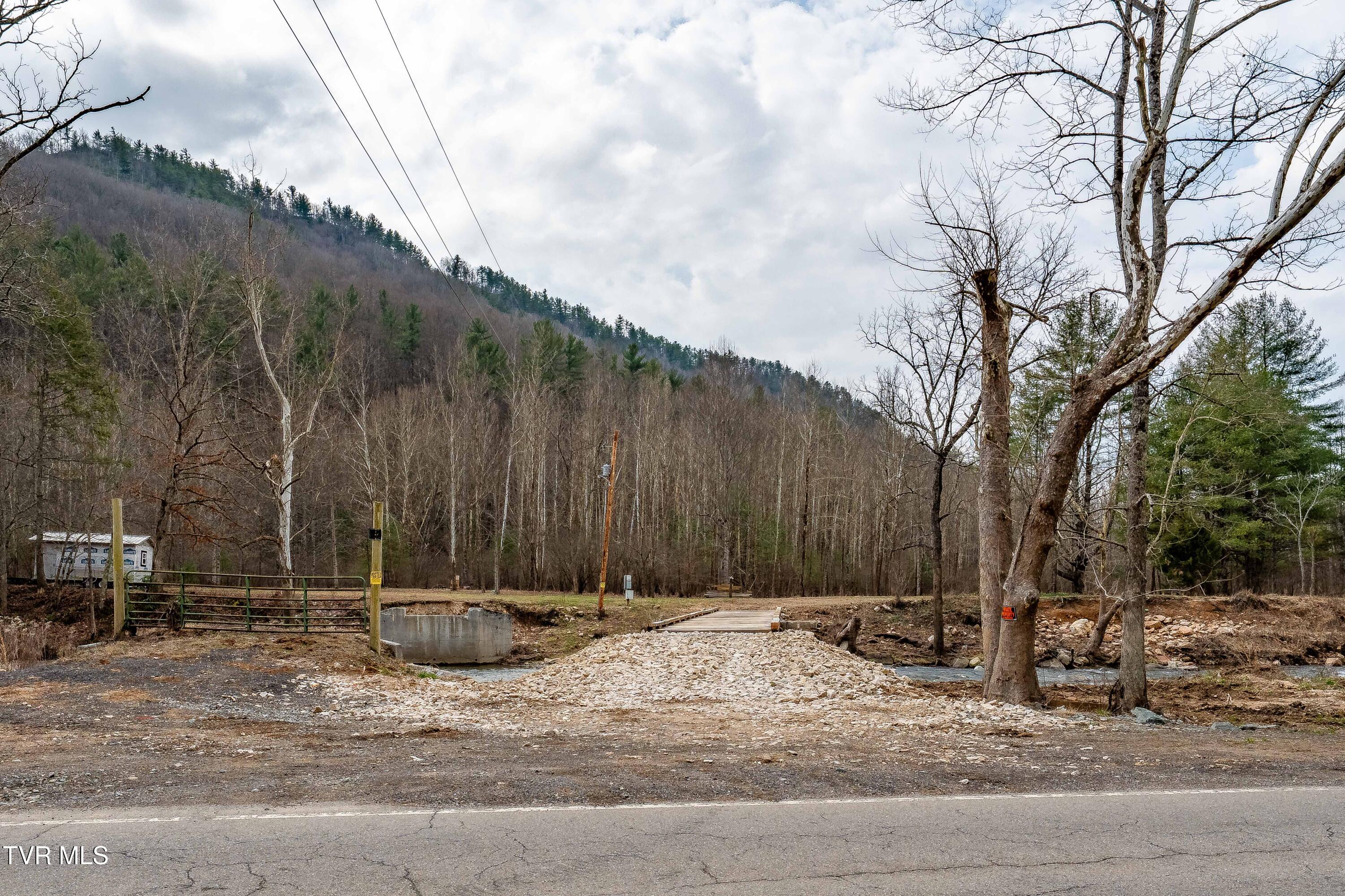 9613 Roan Creek Road Butler, TN 37640 - Photo 29 of 71 9613 Roan Creek Road (29 of 71)