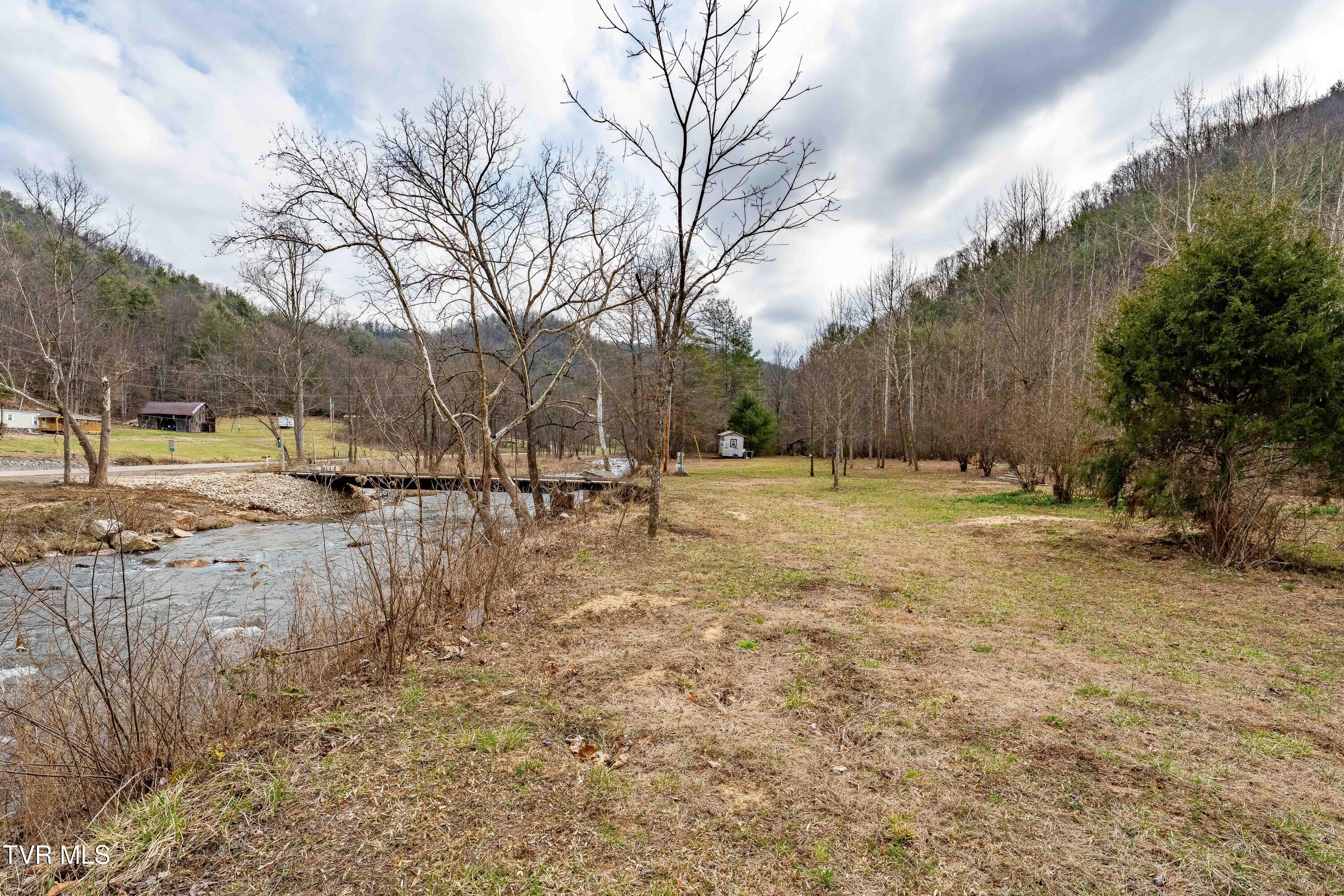 9613 Roan Creek Road Butler, TN 37640 - Photo 41 of 71 9613 Roan Creek Road (41 of 71)