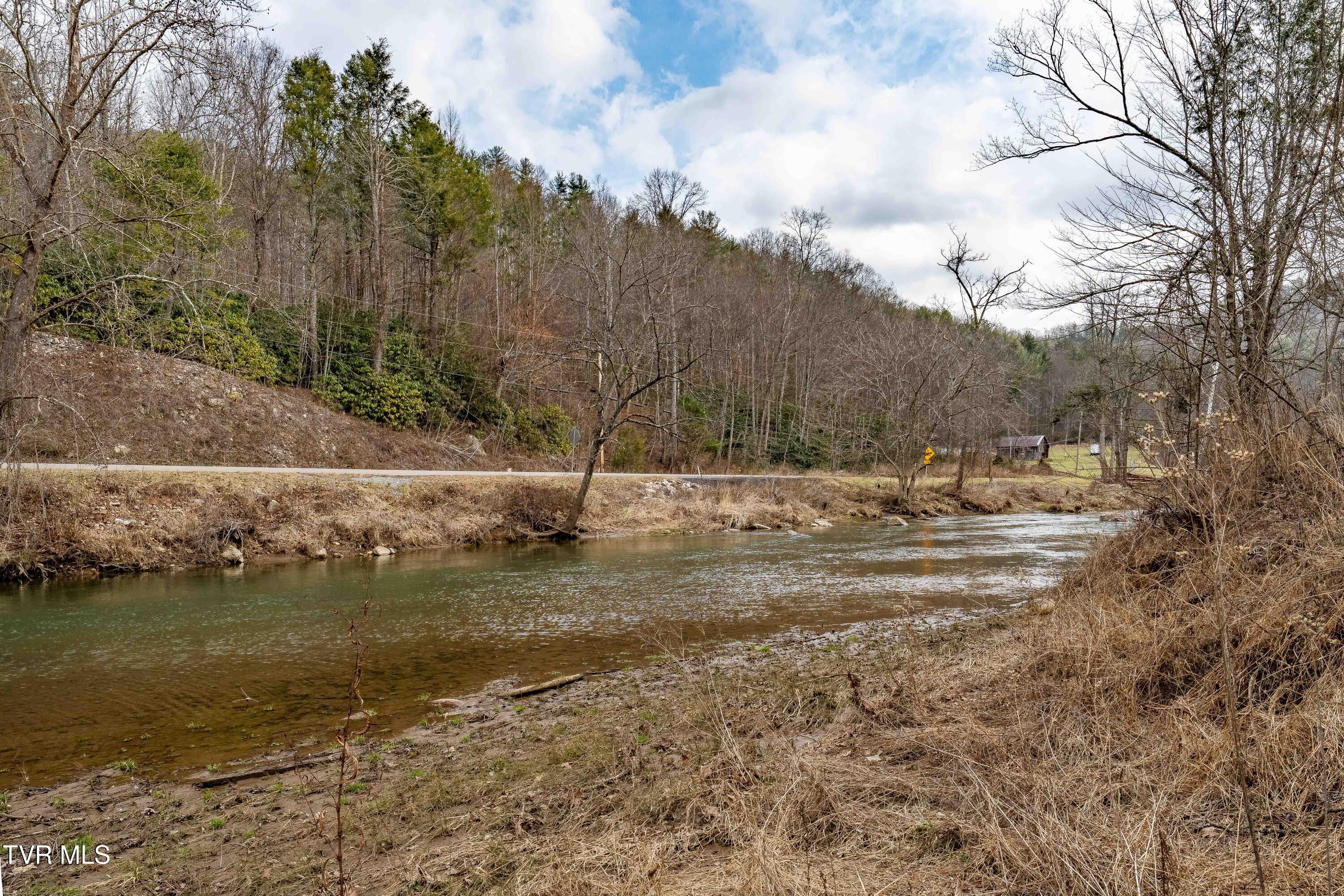 9613 Roan Creek Road Butler, TN 37640 - Photo 46 of 71 9613 Roan Creek Road (46 of 71)