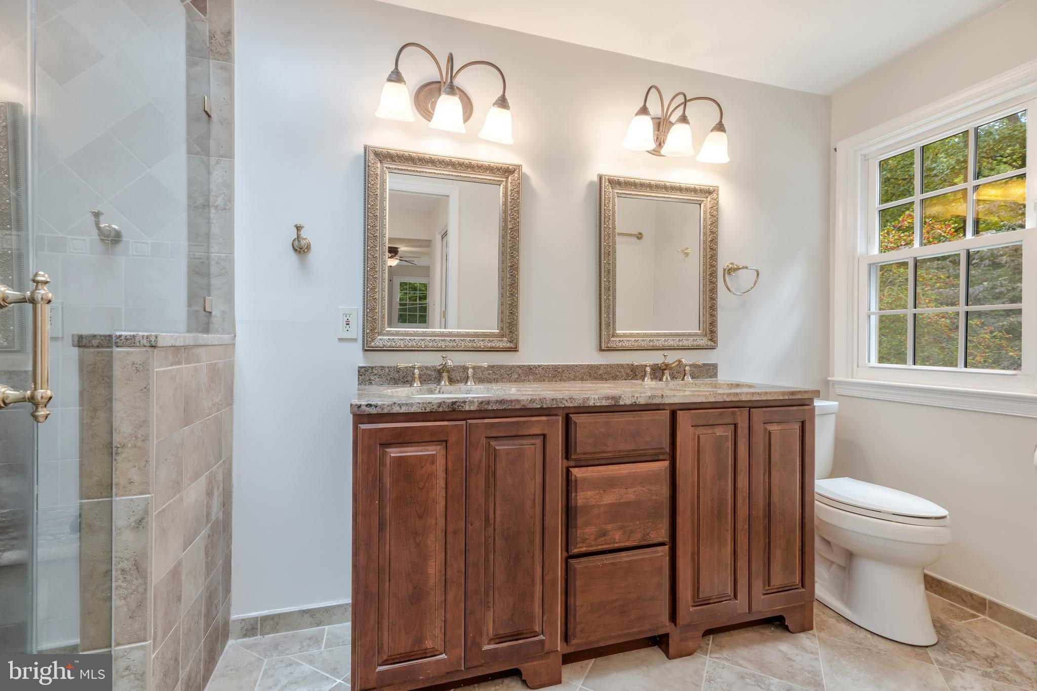 2713 Colt Run Road Oakton, VA 22124 - Photo 18 of 36 Primary Bathroom