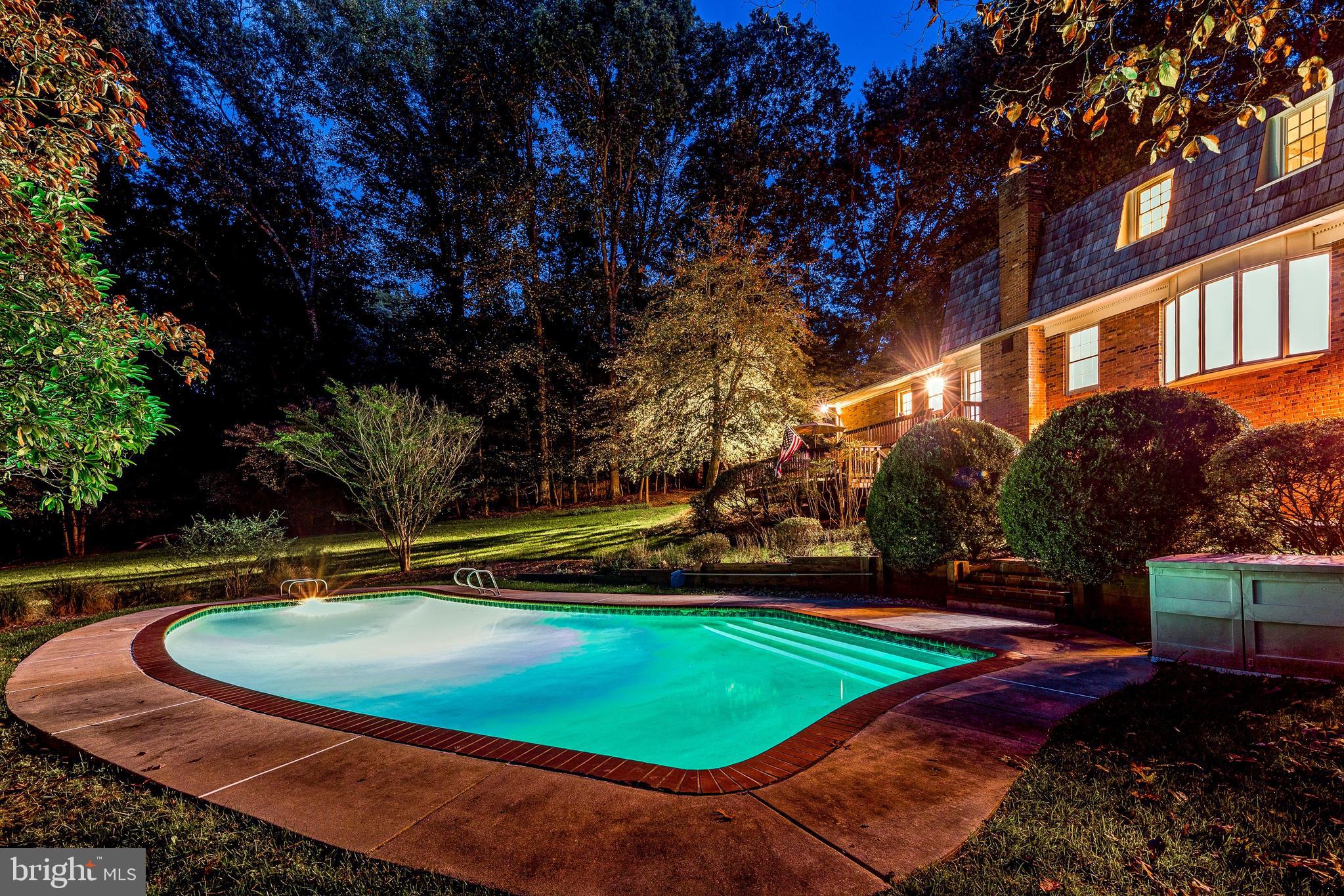2713 Colt Run Road Oakton, VA 22124 - Photo 31 of 36 Rear Exterior