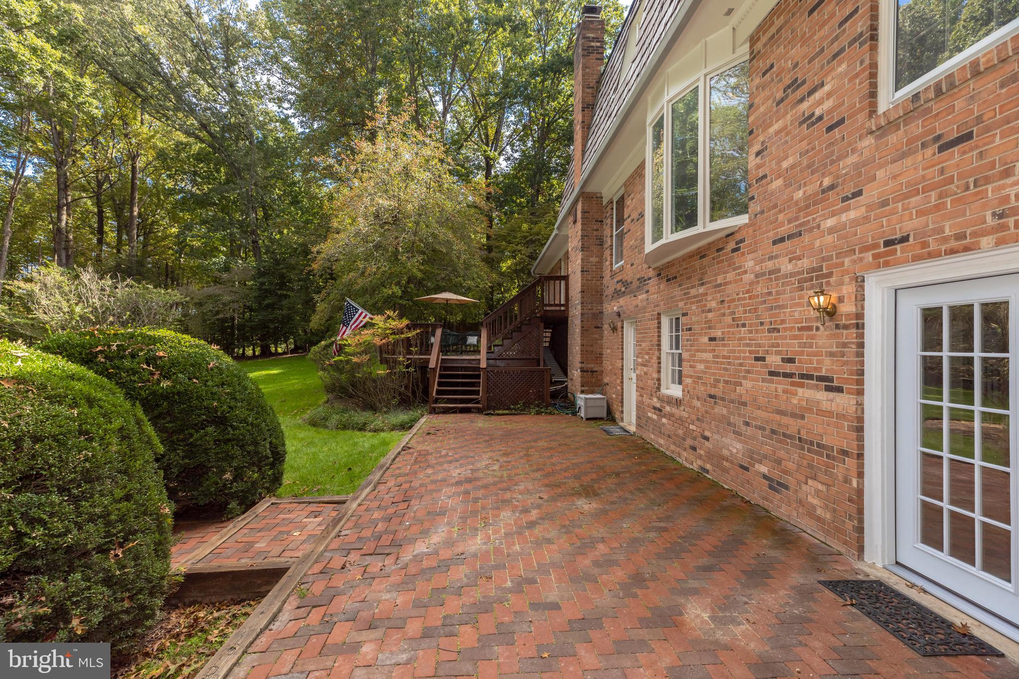 2713 Colt Run Road Oakton, VA 22124 - Photo 33 of 36 Rear Exterior