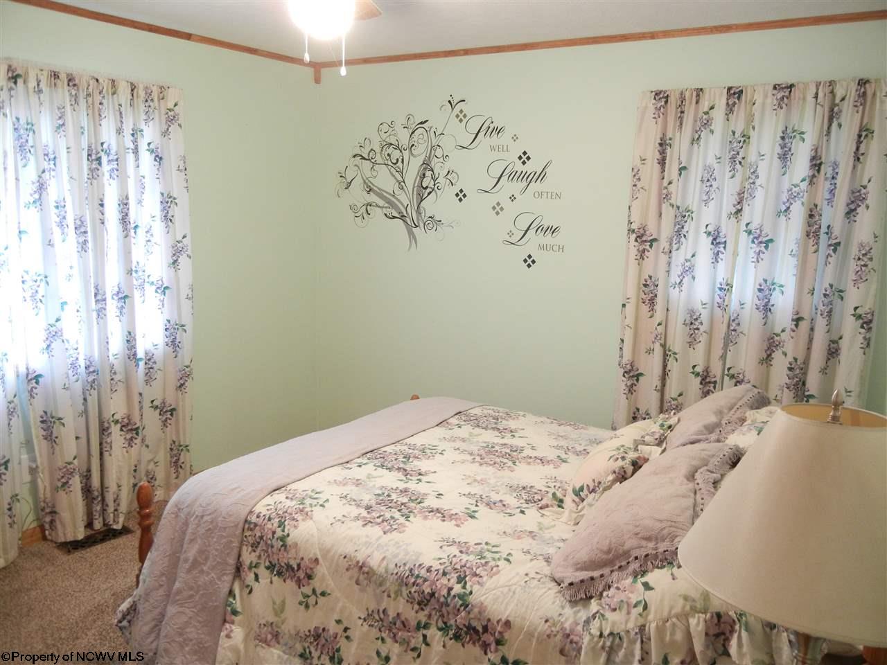 1470 Pedlar Run Road Maidsville, WV 26541 - Photo 6 of 17 Gallery Image 6