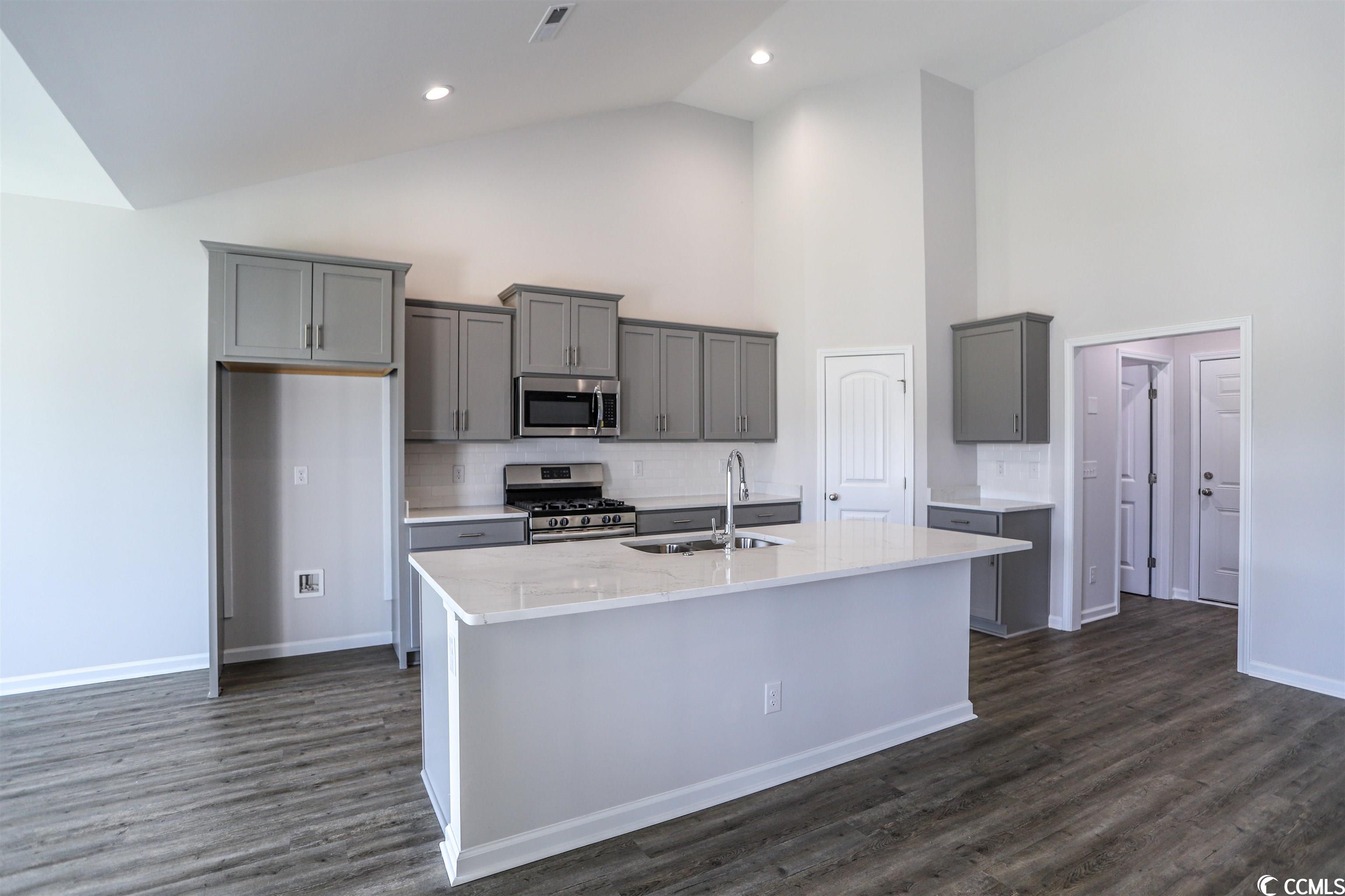 264 Hayloft Circle Conway, SC 29526 - Photo 4 of 13 Gallery Image 4