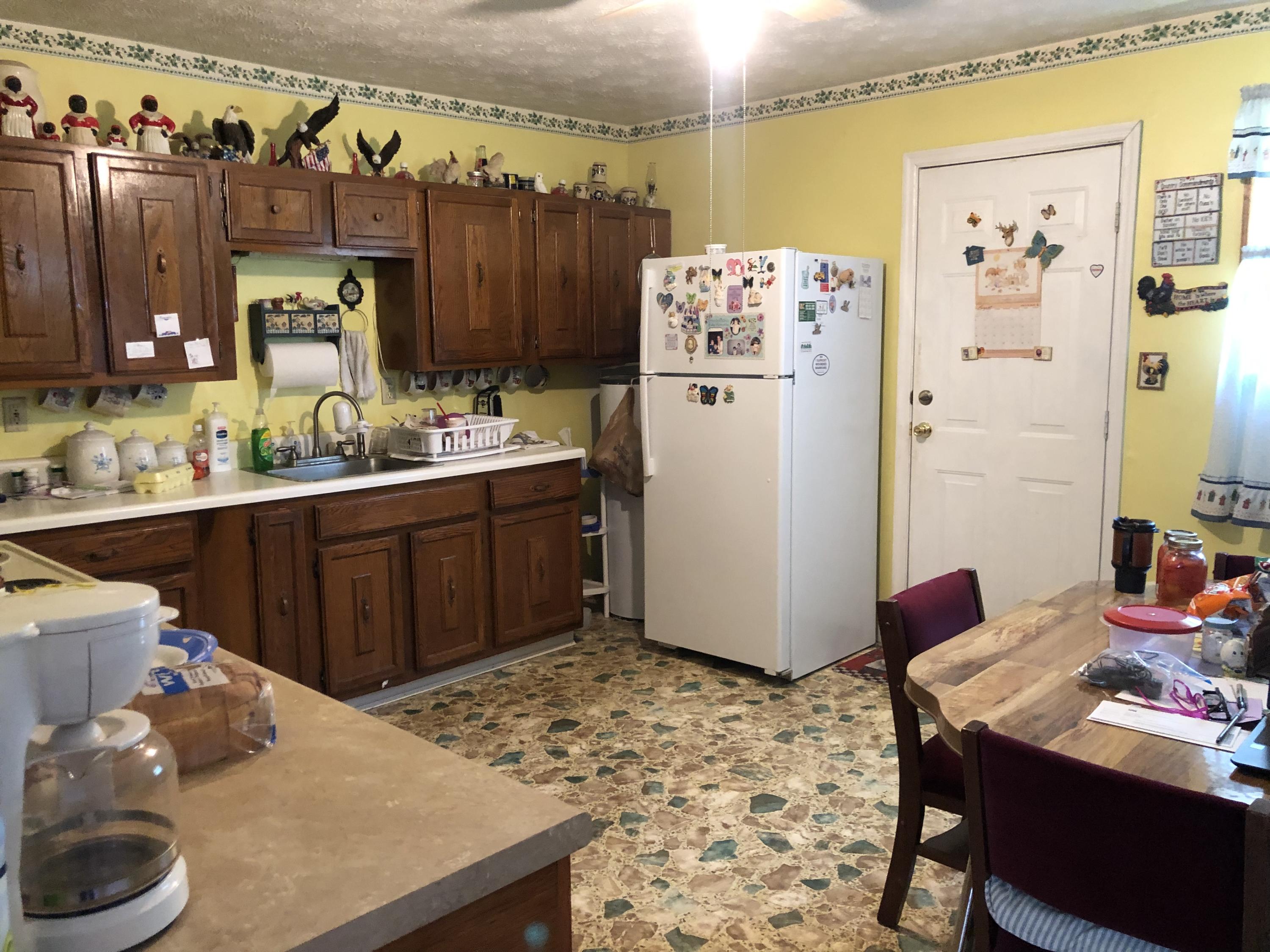 216 Beatty Road Rose Hill, VA 24281 - Photo 13 of 21 F9F3CB72-7861-4C6C-95B4-582FC1169C31