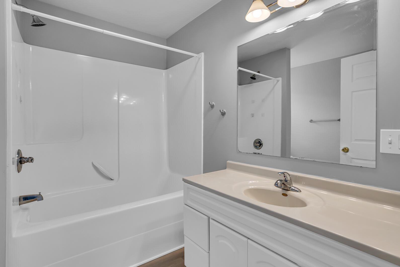 2897 Fox Road Jackson, MI 49201 - Photo 23 of 47 0N0A3672