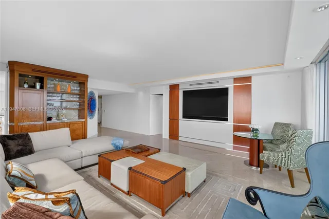 $4,500,000 | 1331 Brickell Bay Drive, Unit 3811, Miami, FL 33131