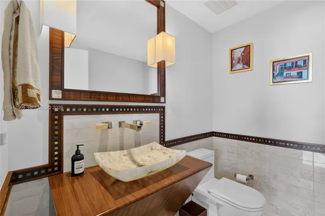 $4,500,000 | 1331 Brickell Bay Drive, Unit 3811, Miami, FL 33131