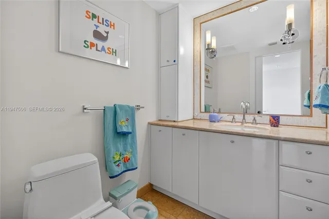 $4,500,000 | 1331 Brickell Bay Drive, Unit 3811, Miami, FL 33131