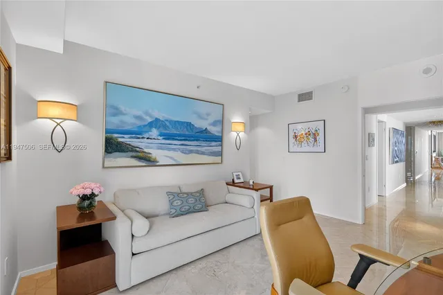 $4,500,000 | 1331 Brickell Bay Drive, Unit 3811, Miami, FL 33131