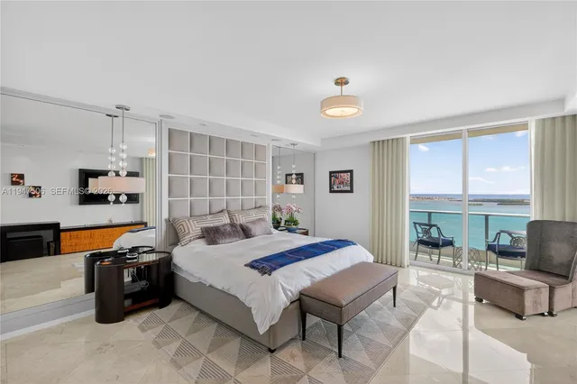 $4,500,000 | 1331 Brickell Bay Drive, Unit 3811, Miami, FL 33131