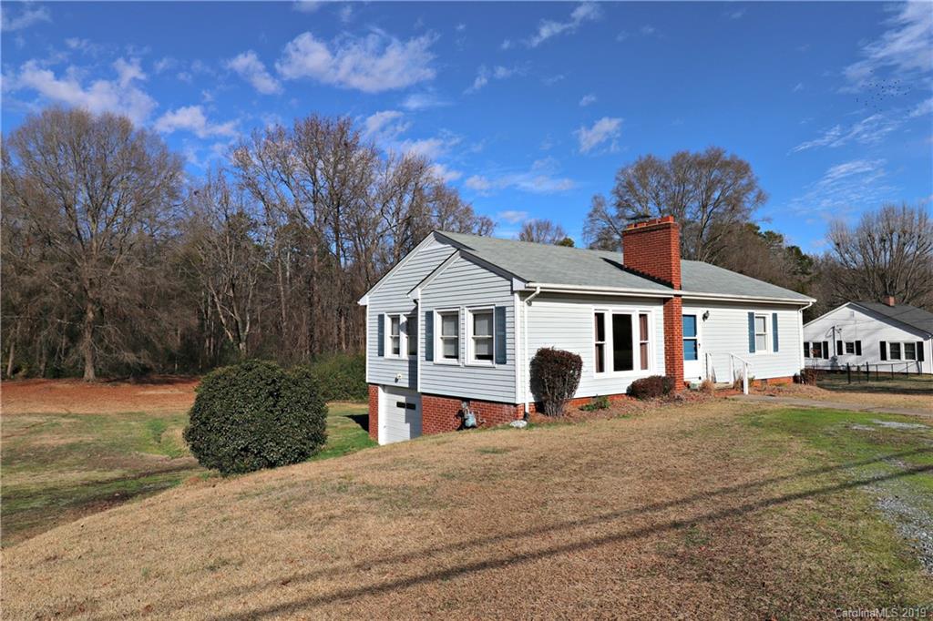 39 Barbee Road Southwest Concord, NC 28027 - Photo 2 of 24 Gallery Image 2