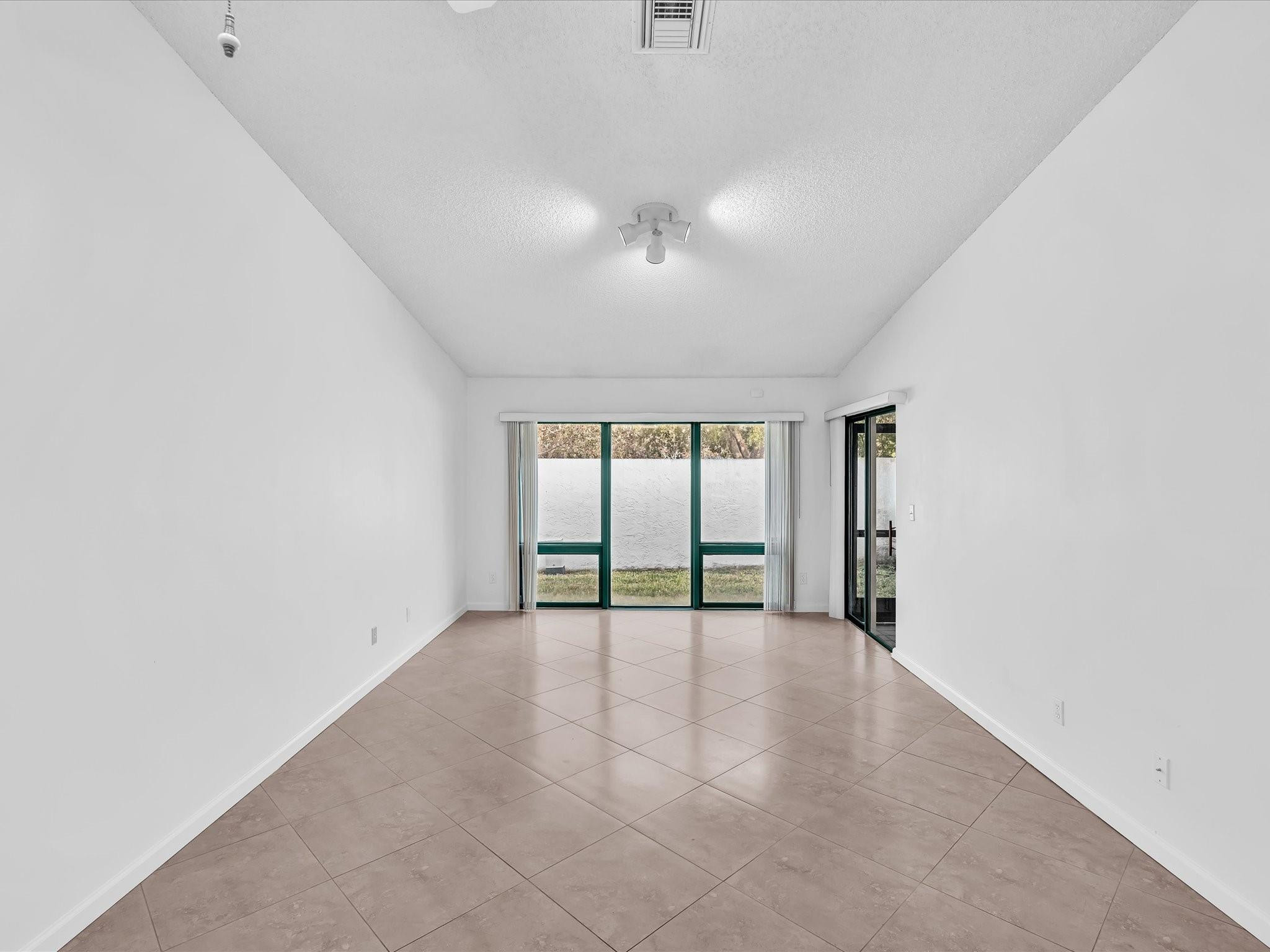 6796 North Pine Island Road, Unit 6796 Fort Lauderdale, FL 33321 - Photo 11 of 57 Photo 11