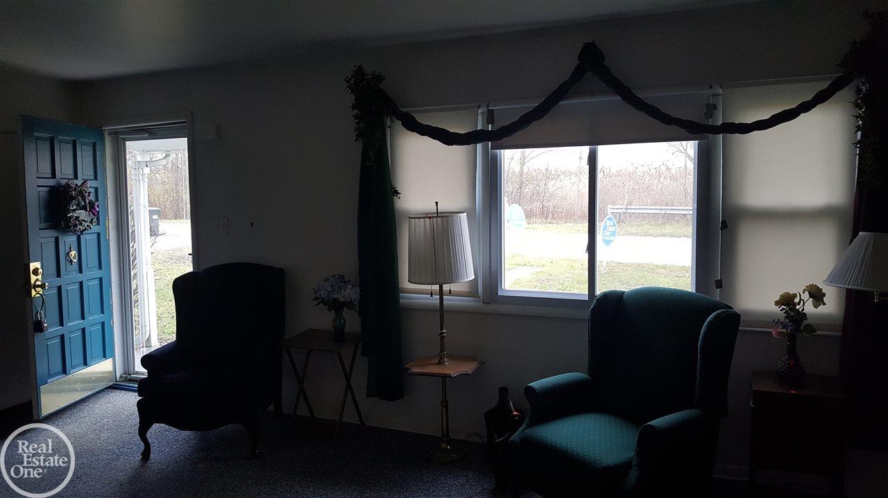 332 Michelson Road Rochester Hills, MI 48307 - Photo 3 of 10