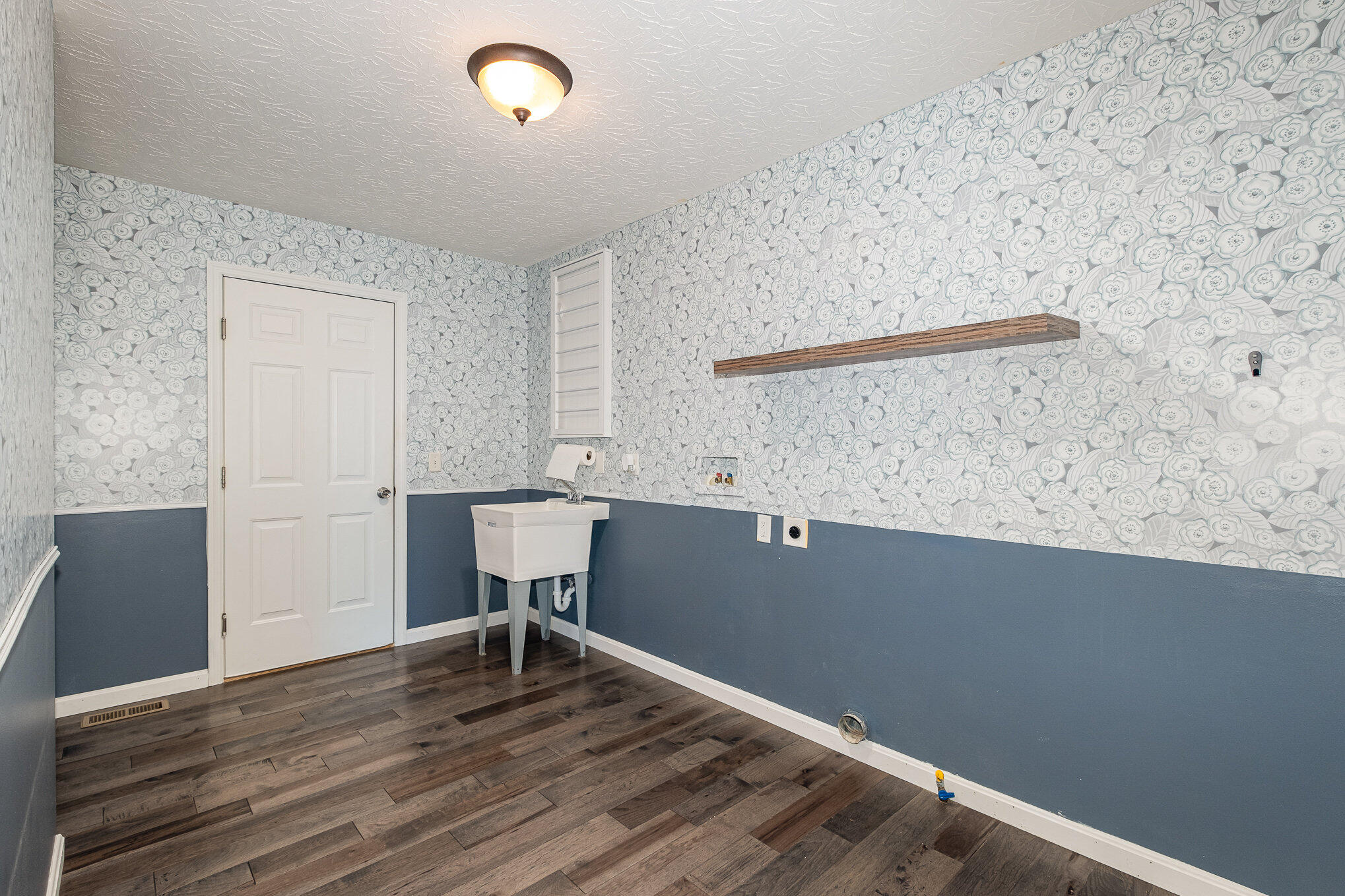 3694 Hester Ridge Road Wallingford, KY 41093 - Photo 23 of 43 Utility Room