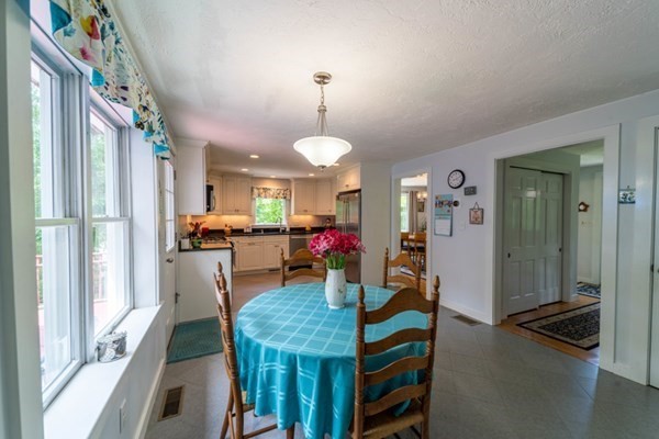 7 Haystack Lane Sandwich, MA 02563 - Photo 5 of 35 Gallery Image 5