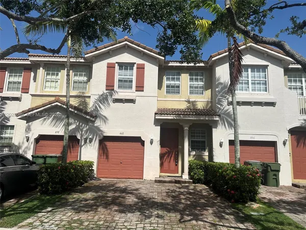 $2,400 | 662 Northeast 21st Terrace, Homestead, FL 33033