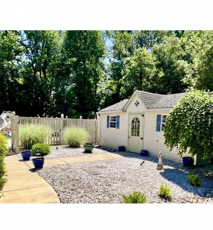 $725,000 | 123 South Paula Lynne Drive, Seaford, DE 19973
