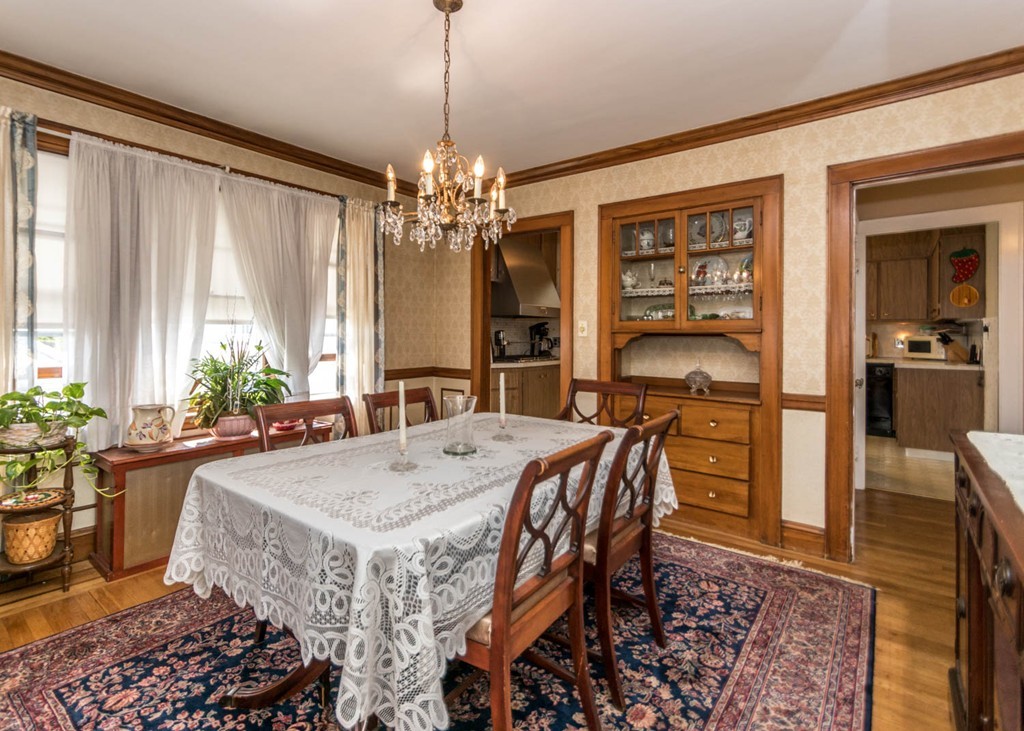 10-12 Dunton Road Watertown, MA 02472 - Photo 5 of 29 Gallery Image 5
