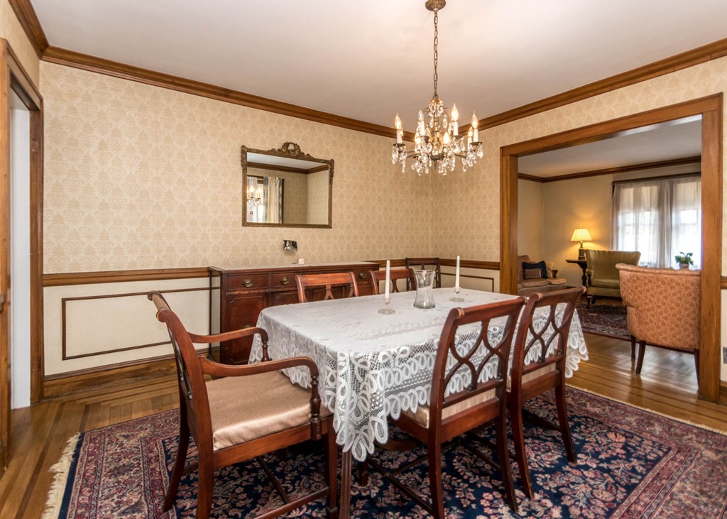 10-12 Dunton Road Watertown, MA 02472 - Photo 6 of 29 Gallery Image 6