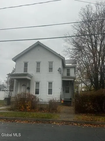 $250,000 | 19 1st Street, Glens Falls, NY 12801