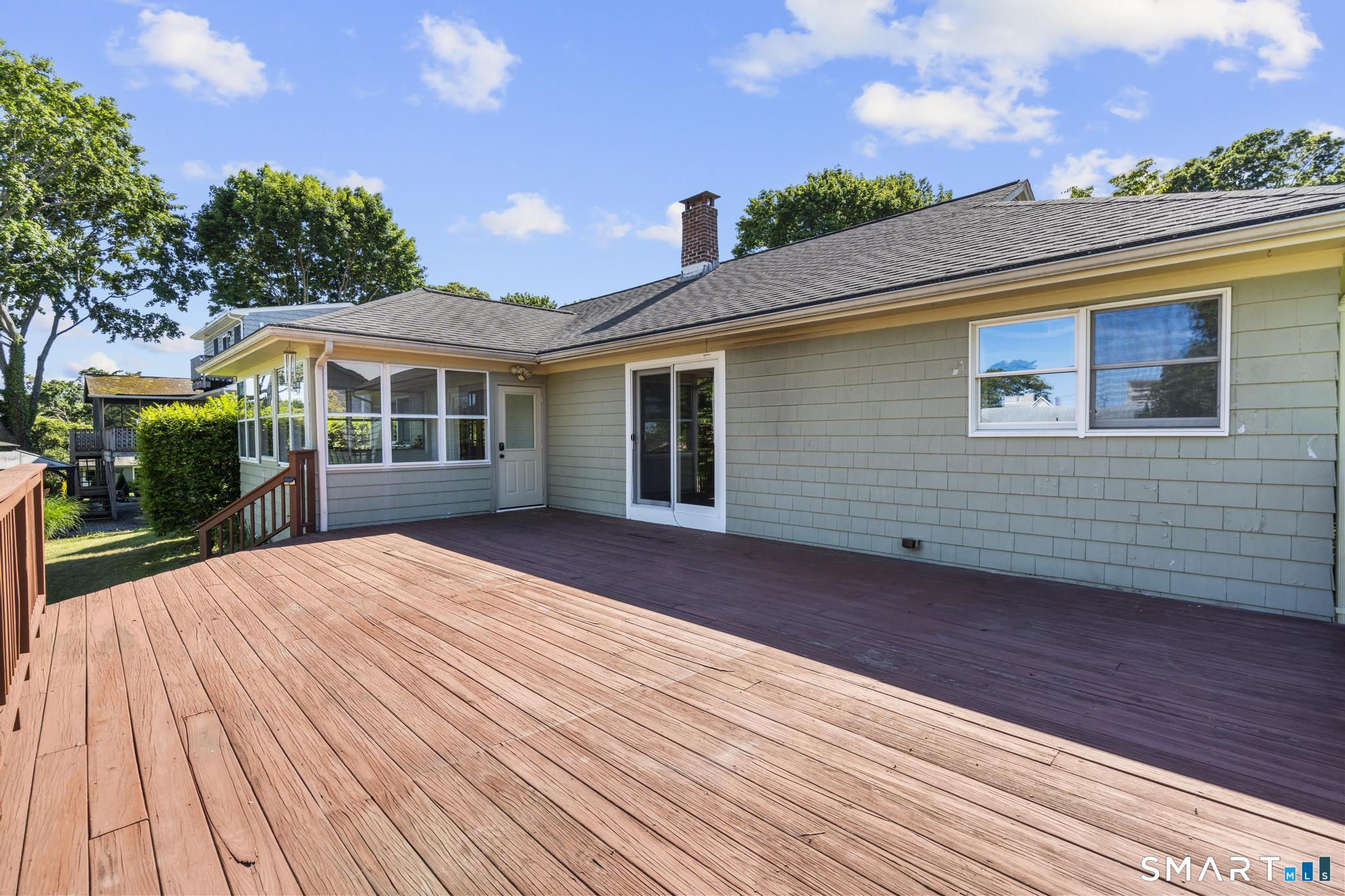 48 Prospect Avenue East Lyme, CT 06357 - Photo 27 of 38