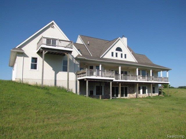 409 Elliott Road Fowlerville, MI 48836 - Photo 4 of 13 Back