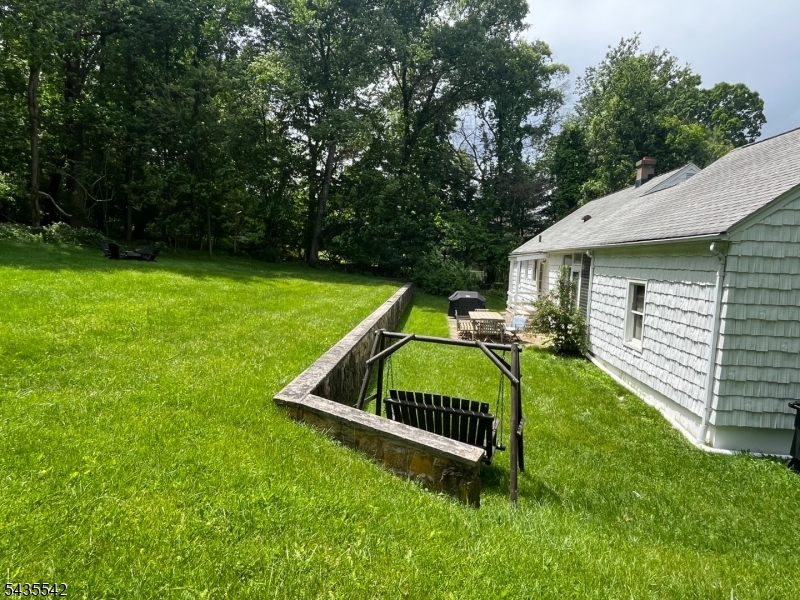 318 Palmer Road Denville, NJ 07834 - Photo 4 of 15