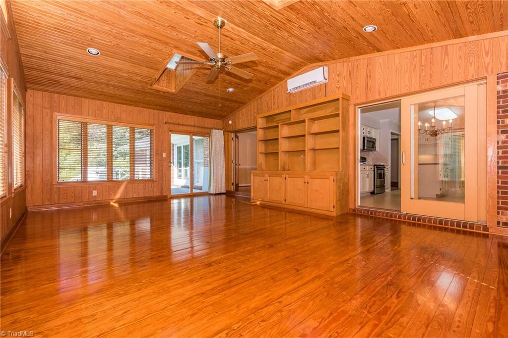 8801 Dapple Grey Road Oak Ridge, NC 27310 - Photo 12 of 21