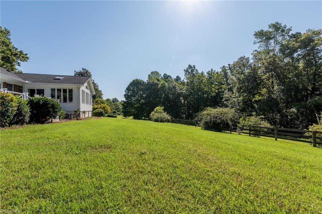 8801 Dapple Grey Road Oak Ridge, NC 27310 - Photo 20 of 21