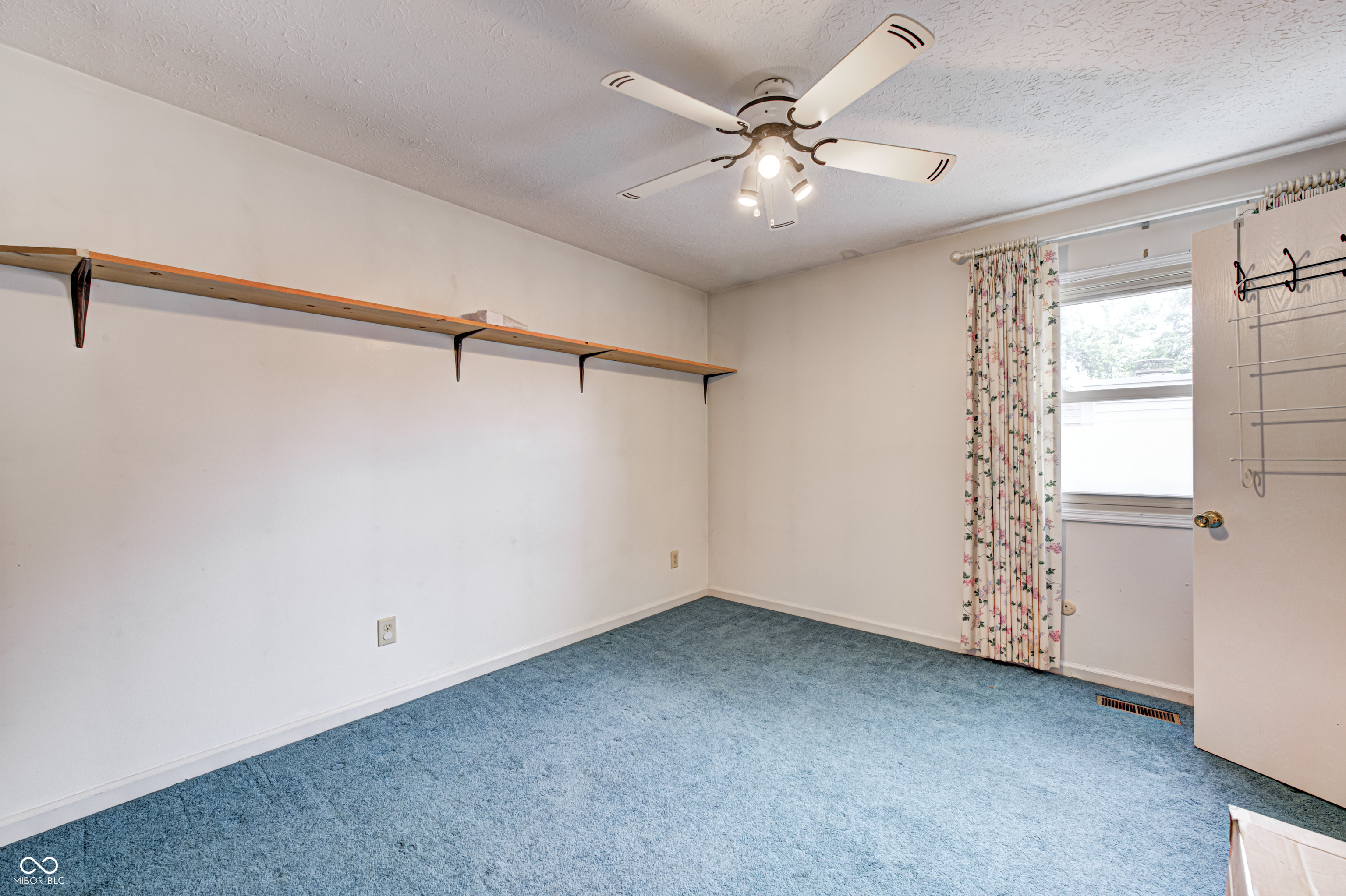 7724 Eagle Valley Pass Indianapolis, IN 46214 - Photo 24 of 37