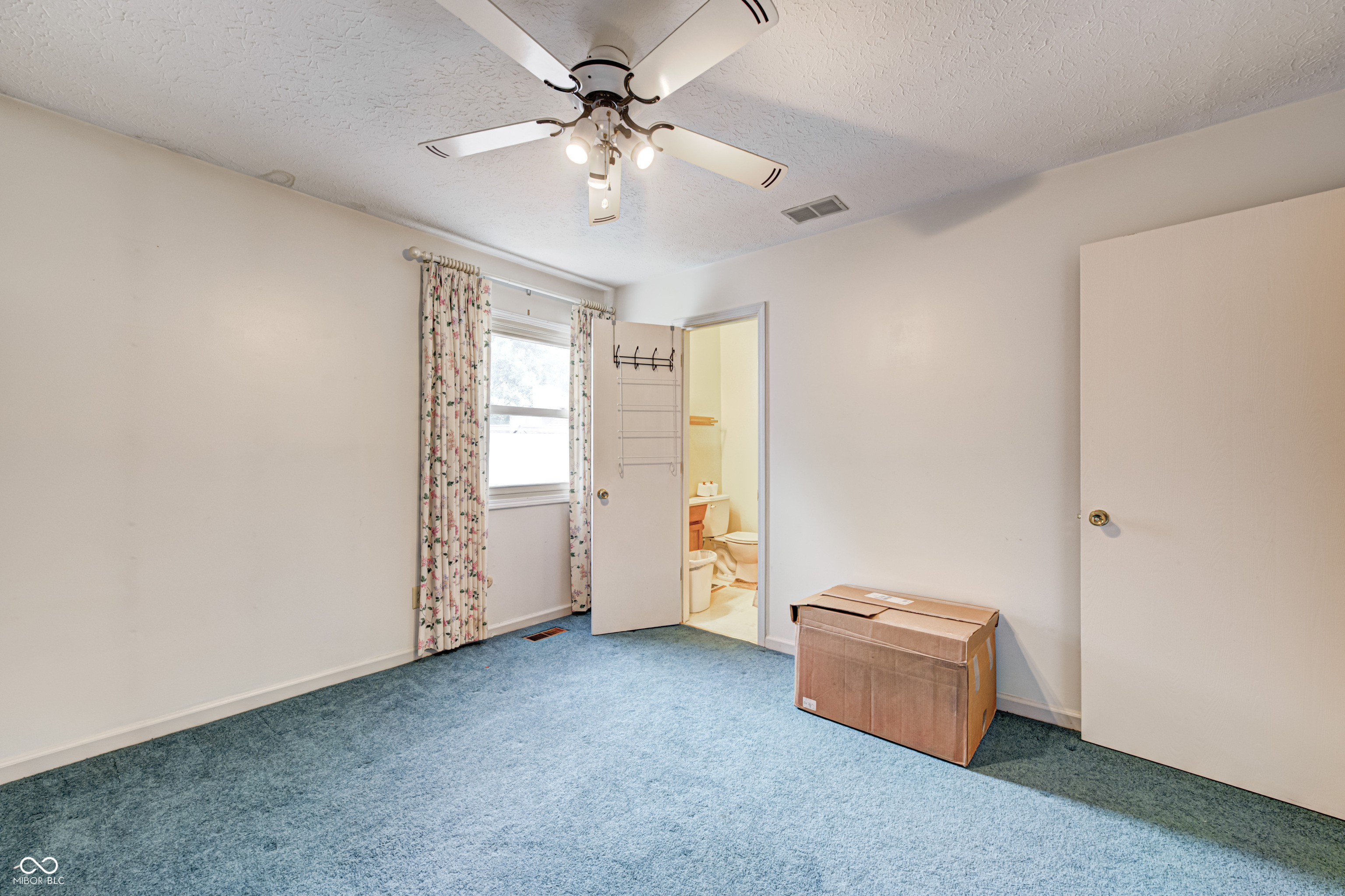 7724 Eagle Valley Pass Indianapolis, IN 46214 - Photo 25 of 37