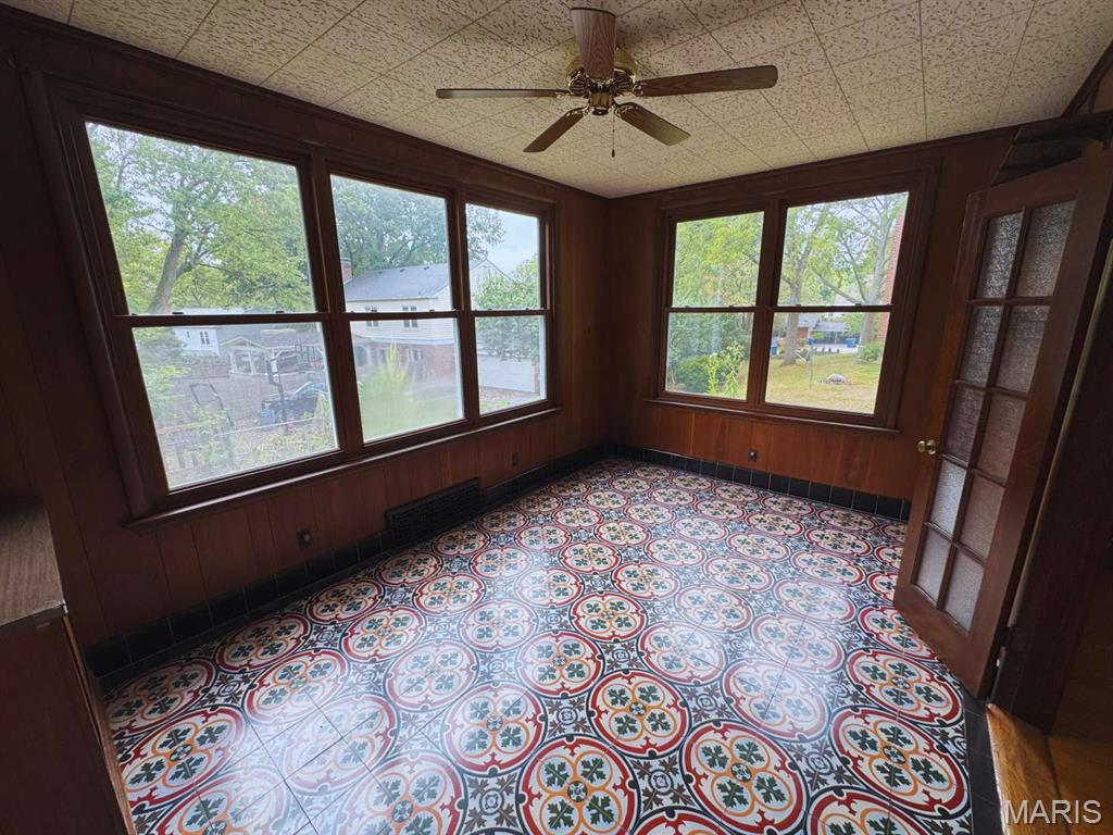 9310 Old Bonhomme Road Olivette, MO 63132 - Photo 15 of 31