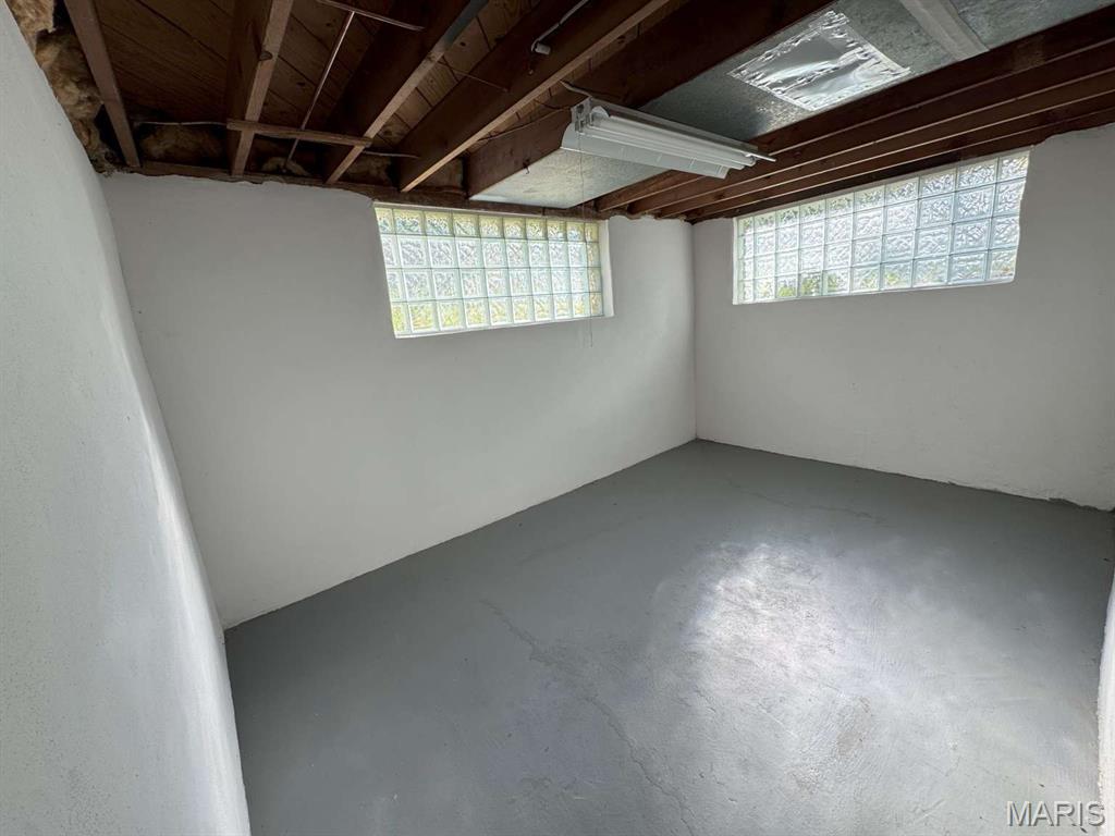 9310 Old Bonhomme Road Olivette, MO 63132 - Photo 24 of 31