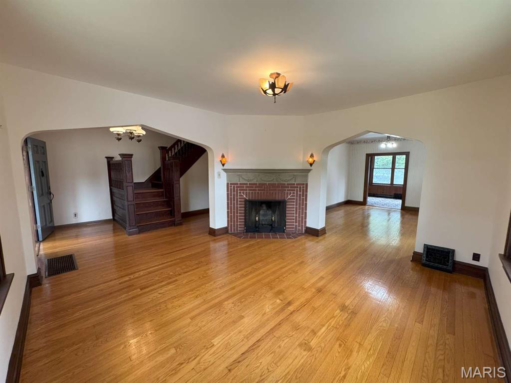 9310 Old Bonhomme Road Olivette, MO 63132 - Photo 5 of 31