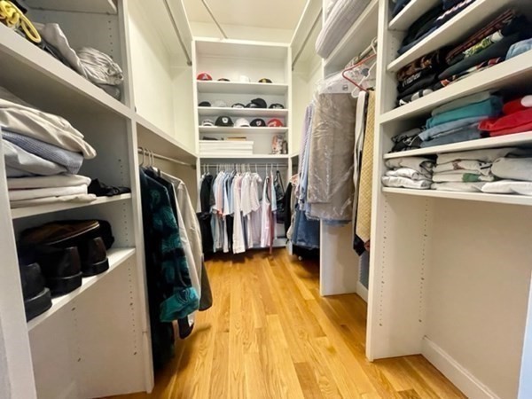 10 Gregory Island Road Hamilton, MA 01982 - Photo 11 of 31 Gallery Image 11