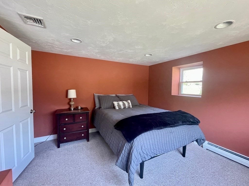 10 Gregory Island Road Hamilton, MA 01982 - Photo 21 of 31 Gallery Image 21