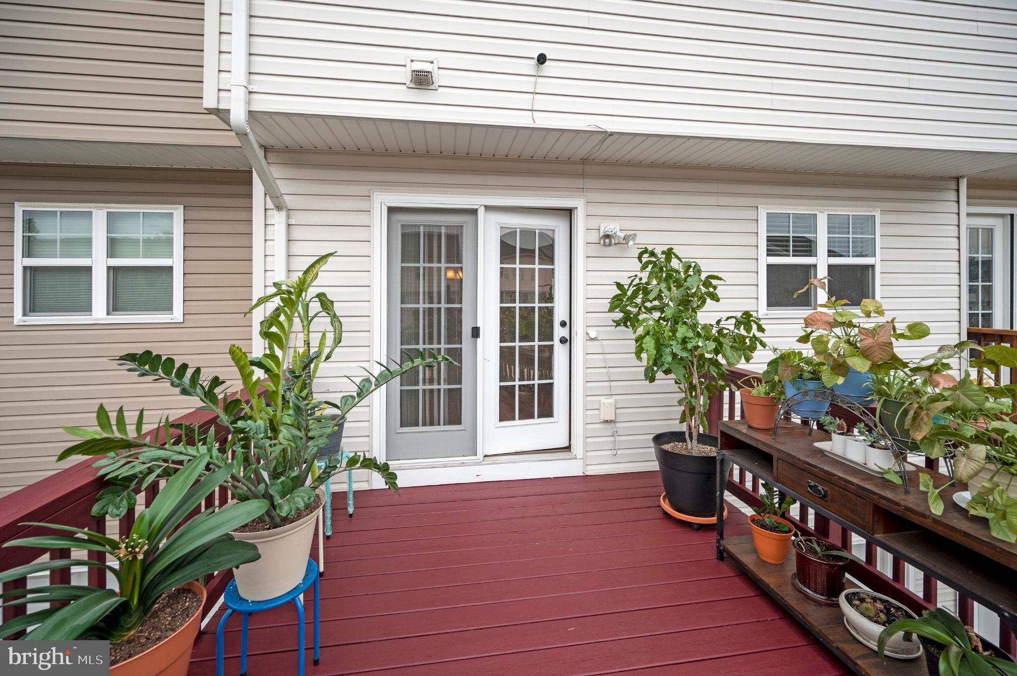 18323 Congressional Circle Ruther Glen, VA 22546 - Photo 23 of 75 Deck