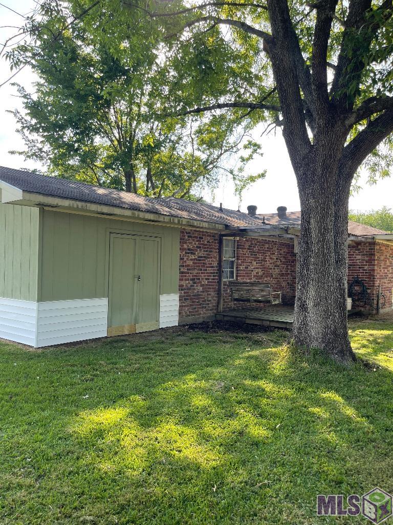 25640 Rosedown Drive Denham Springs, LA 70726 - Photo 3 of 12