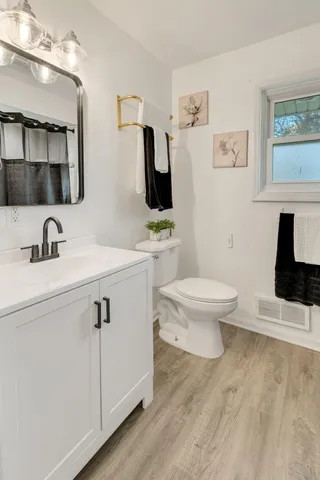 $325,000 | 3422 Stratford Avenue, Racine, WI 53402