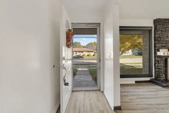 $325,000 | 3422 Stratford Avenue, Racine, WI 53402