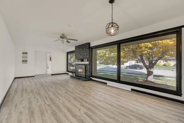 $325,000 | 3422 Stratford Avenue, Racine, WI 53402