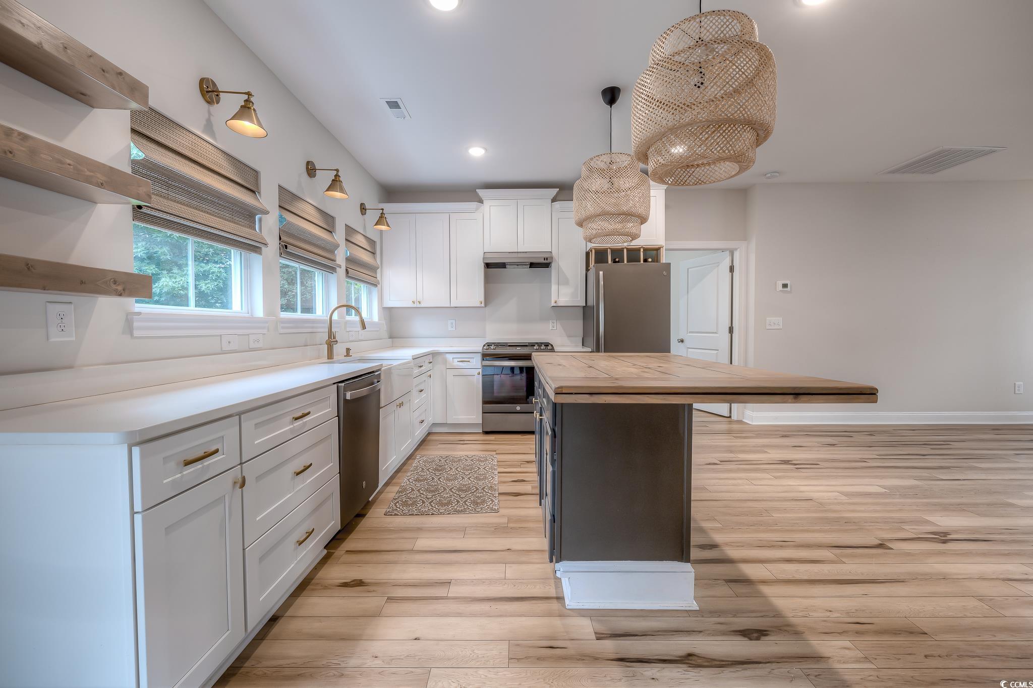 10 Saltwater Way Murrells Inlet, SC 29576 - Photo 7 of 30 Kitchen featuring appliances with stainless steel